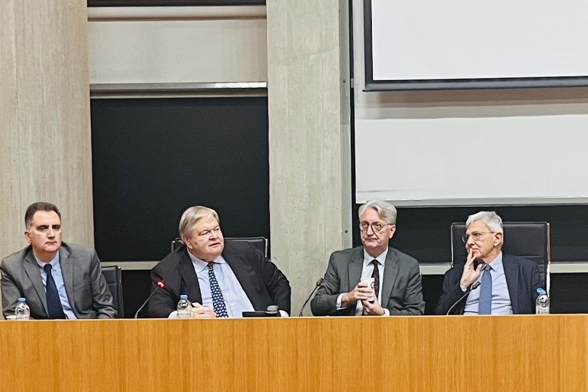 Ευ. Βενιζέλος: Η χώρα είναι μη διακυβερνήσιμη