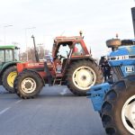 Αγροτικά μπλόκα χωρίς τέλος: Κυβερνητικά τελεσίγραφα, κλιμάκωση κινητοποιήσεων, σε αδιέξοδο ο διάλογος
