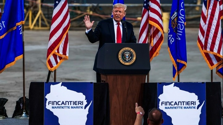Πολεμικά πλοία με το όνομα Τραμπ: Άλλη μία ασυνήθιστη εξαγγελία από τον Αμερικανό πρόεδρο