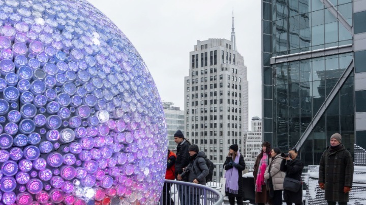 Η Σφαίρα, σύμβολο της έλευσης του νέου έτους, στην Times Square