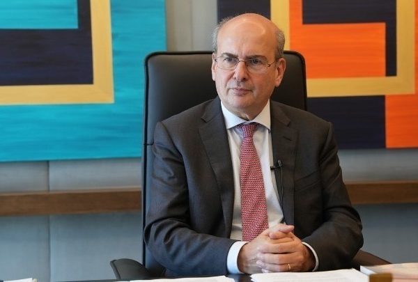 Κωστής Χατζηδάκης: Η κυβέρνηση κρατά ανοιχτούς διαύλους με τους αγρότες