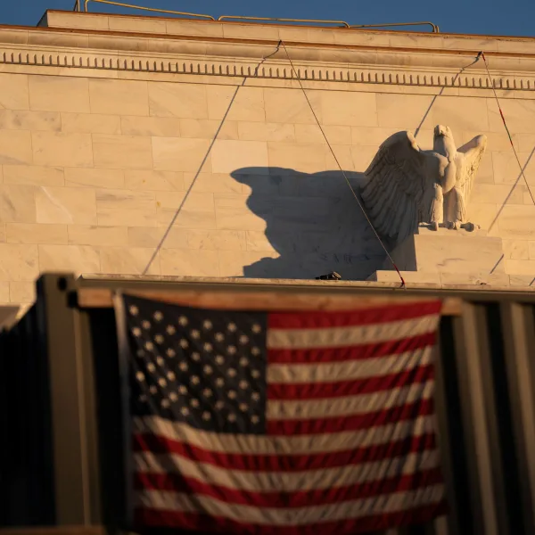 Πόλεμος Τραμπ στην Fed: Μπορεί να σημάνει την αρχή του τέλους για&hellip;