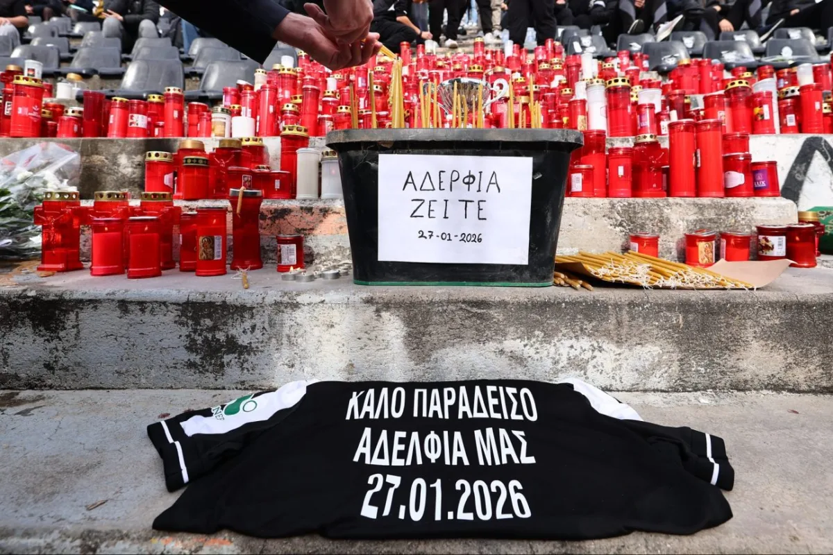 Τραγωδία στη Ρουμανία: Φόρος τιμής από φιλάθλους του ΠΑΟΚ- Προσπάθειες για να επιστρέψουν οι τραυματίες