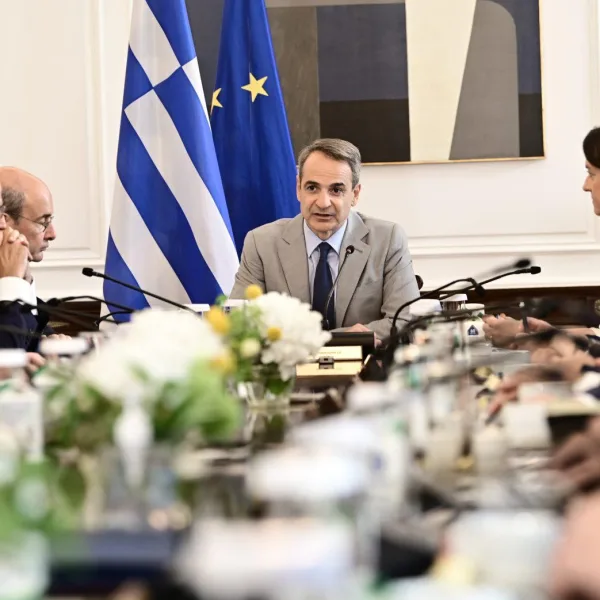 Μάχες υποψηφίων στα ψηφοδέλτια της Ν.Δ και σενάρια αλλαγής εκλογικού νόμου- παρά&hellip;
