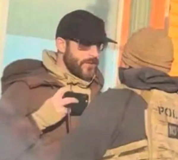 Εν ψυχρώ δολοφονία στη Μινεάπολη: Οι παραστρατιωτικοί της ICE σκότωσαν 37χρονο Αμερικανό – Οργή για τα «ψέματα» της κυβέρνησης Τραμπ