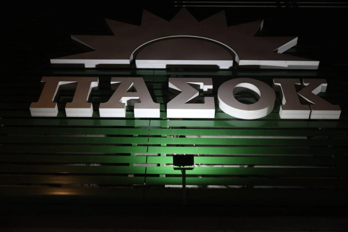 OPINION POLL/ Η “βαβέλ” της εκλογικής βάσης του ΠΑΣΟΚ- Ιδού πώς εξηγείται η “ακούνητη βελόνα”