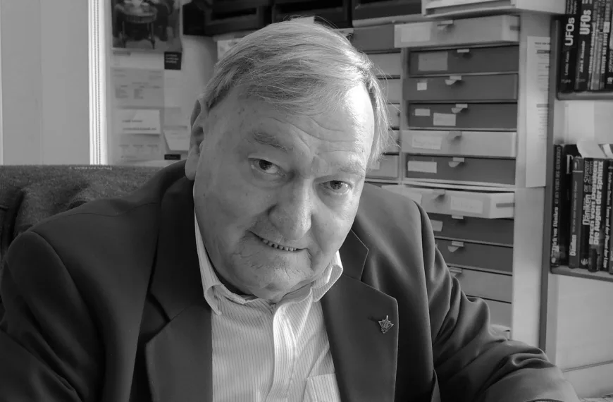 Πέθανε ο Έριχ φον Ντένικεν: Ο άνθρωπος που προσγείωσε τους «εξωγήινους» στις… βιβλιοθήκες μας