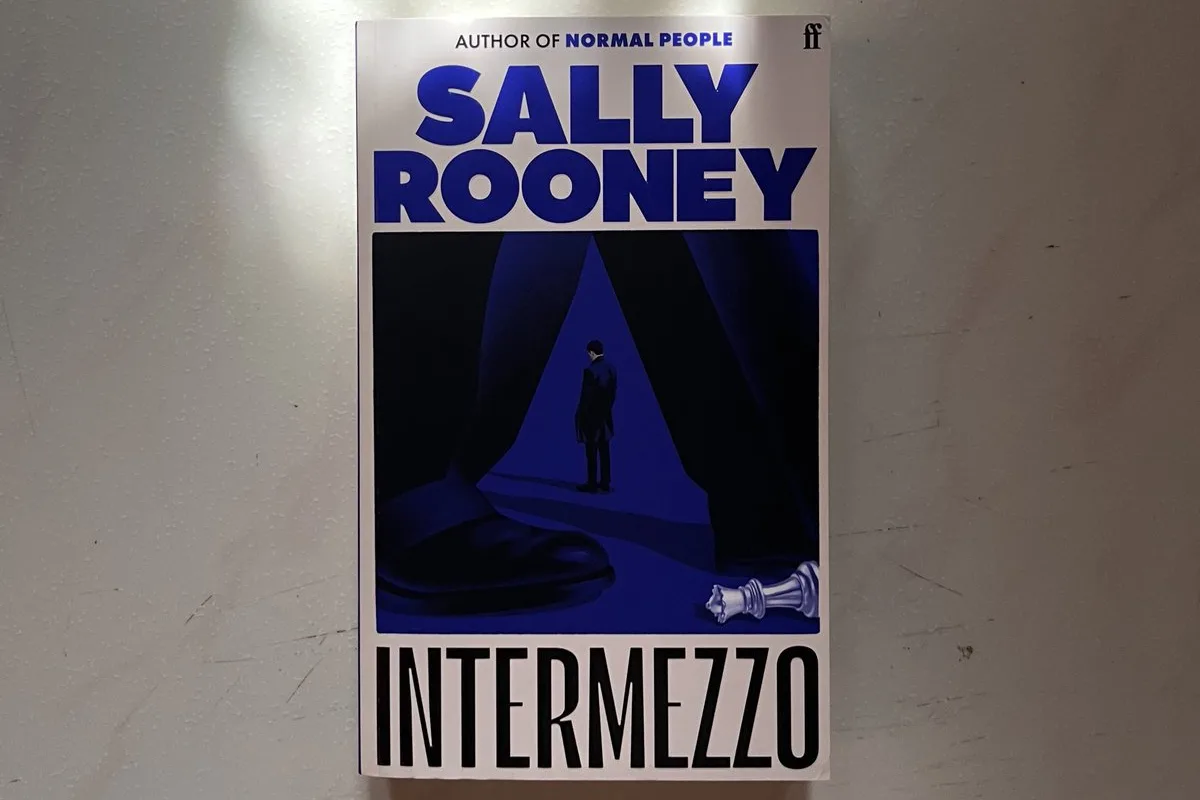 Όταν η ιδιωτική ζωή γίνεται πολιτική: Το Intermezzo της Sally Rooney