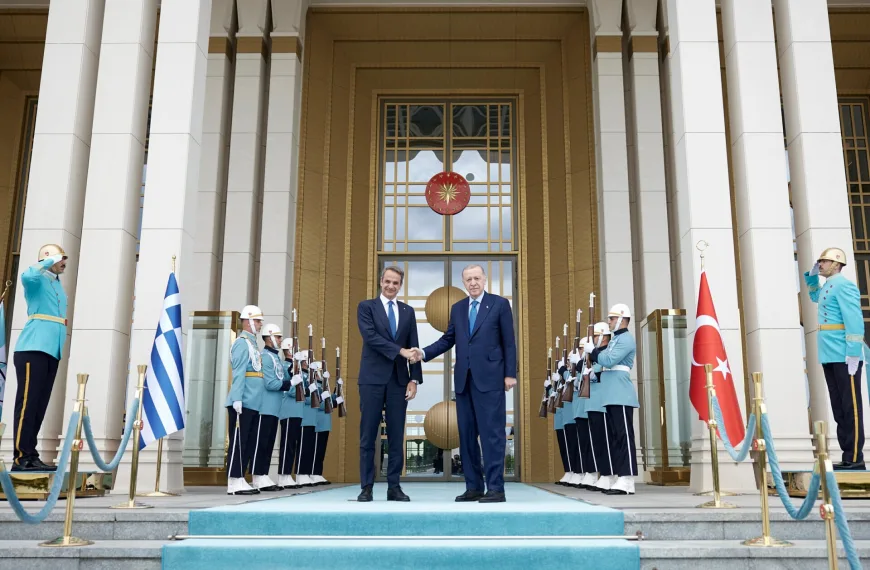 Μητσοτάκης-Ερντογάν: Μία συνάντηση σε (τουρκικό) “ναρκοπέδιο”