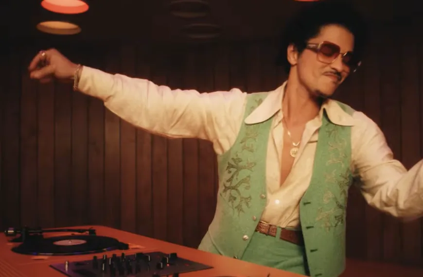 Μπρούνο Μάρς: Το δέκατο Νο. 1 και το ραντεβού με την ιστορία