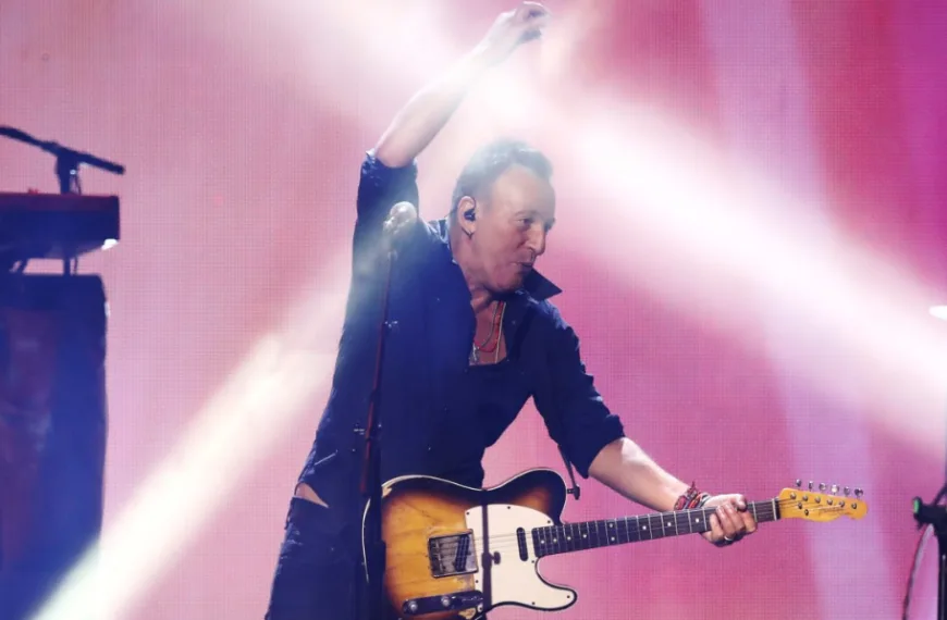 «Streets of Minneapolis»: Ο Μπρους Σπρίνγκστιν απέναντι στην πολιτική Τραμπ και τη βία της ICE