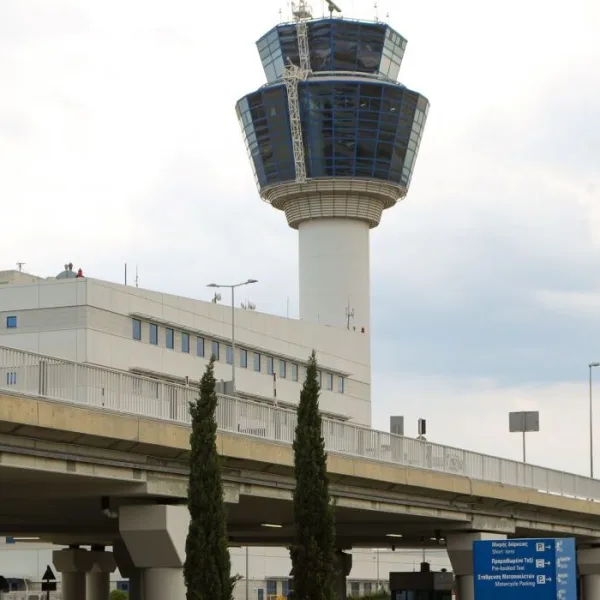 Πρωτοφανής κατάρρευση επικοινωνιών στο FIR Αθηνών: «Απαράδεκτη εικόνα» καταγγέλλουν οι ελεγκτές