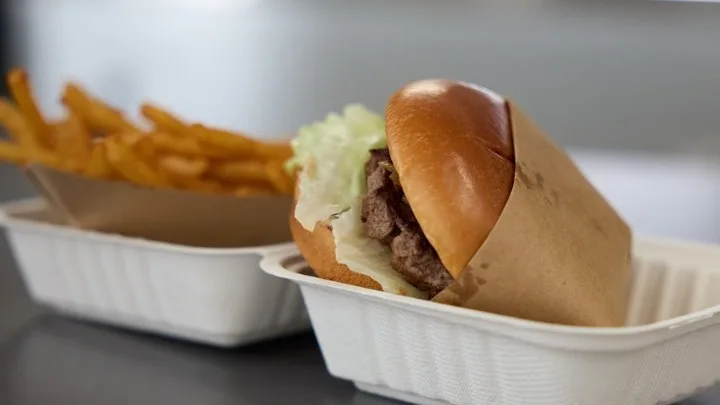 Η κυβέρνηση Ντ.Τραμπ “κηρύσσει πόλεμο” στα υπερεπεξεργασμένα τρόφιμα