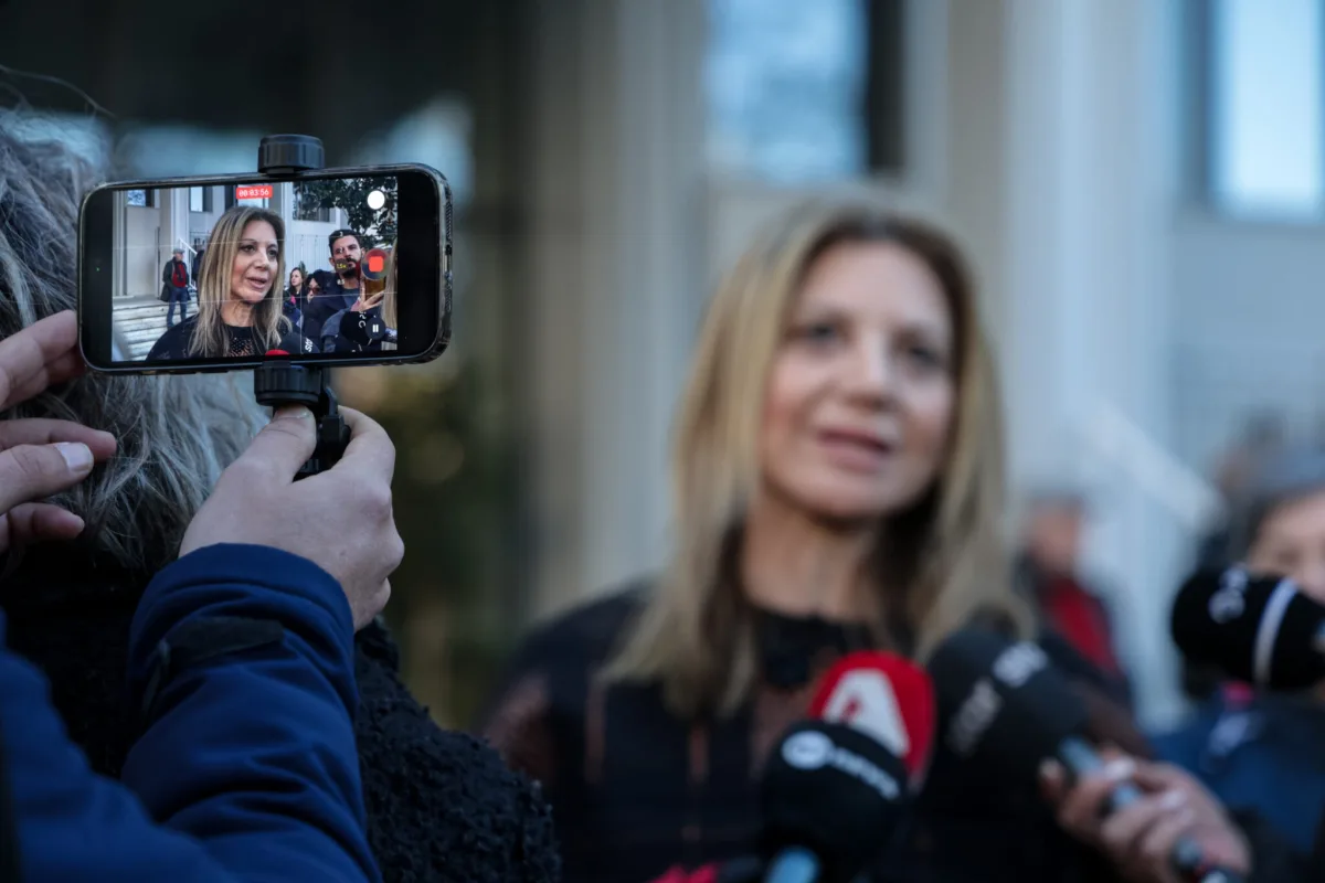 Από το “κοινό καλό” στη “συνταγματική αυτο-δικία”- Πώς το κόμμα Καρυστιανού μπορεί να προκαλέσει εκλογικό σοκ…