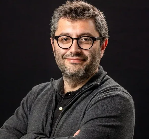 Ευάγγελος Κανούλας στο libre: Βλέπω, τόσο στην Αριστερά όσο και στην κοινωνία συνολικά, μια παθητικότητα απέναντι στην τεχνολογική αλλαγή