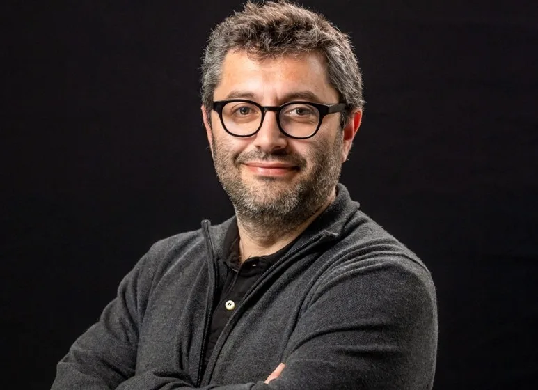 Ευάγγελος Κανούλας στο libre: Βλέπω, τόσο στην Αριστερά όσο και στην κοινωνία συνολικά, μια παθητικότητα απέναντι στην τεχνολογική αλλαγή