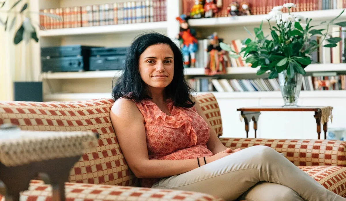 Ελίζα Κονοφάγου: Η επιστήμονας που «ψιθυρίζει» στον εγκέφαλο τη θεραπεία για το Αλτσχάιμερ