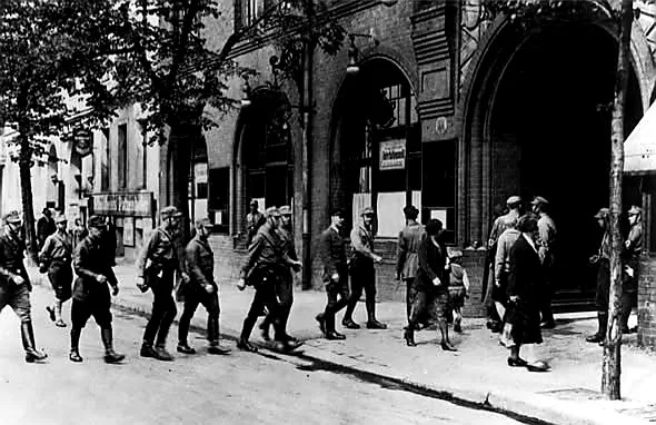 Führerprinzip: Η ναζιστική αναδιάρθρωση της γερμανικής οικονομίας