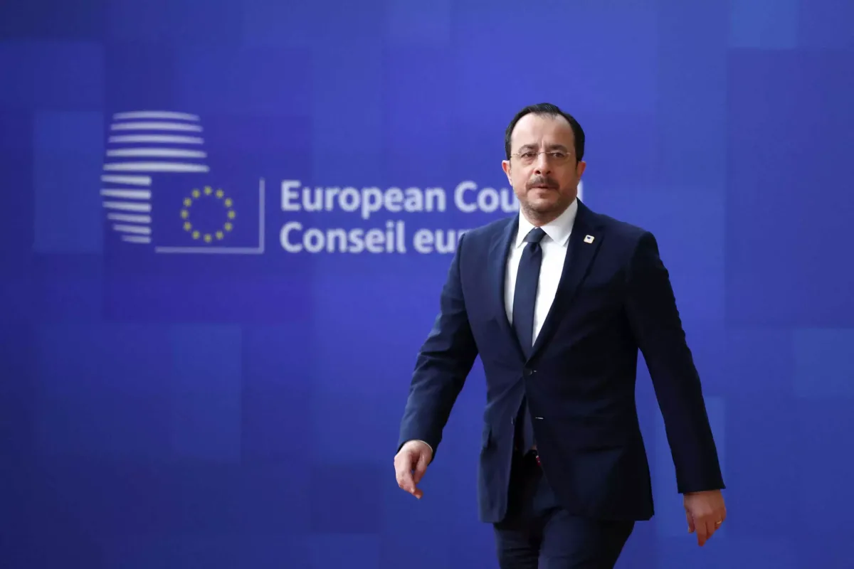 Λευκωσία: Είναι ο Χριστοδουλίδης θύμα μιας ρωσικής “Doppelganger” ή ρέει “μαύρο” πολιτικό χρήμα;