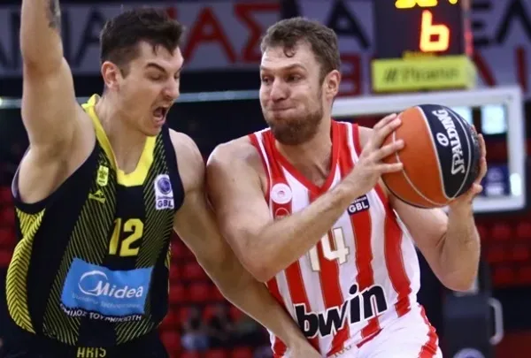 Δοκιμασία στο Βελιγράδι για τον Ολυμπιακό