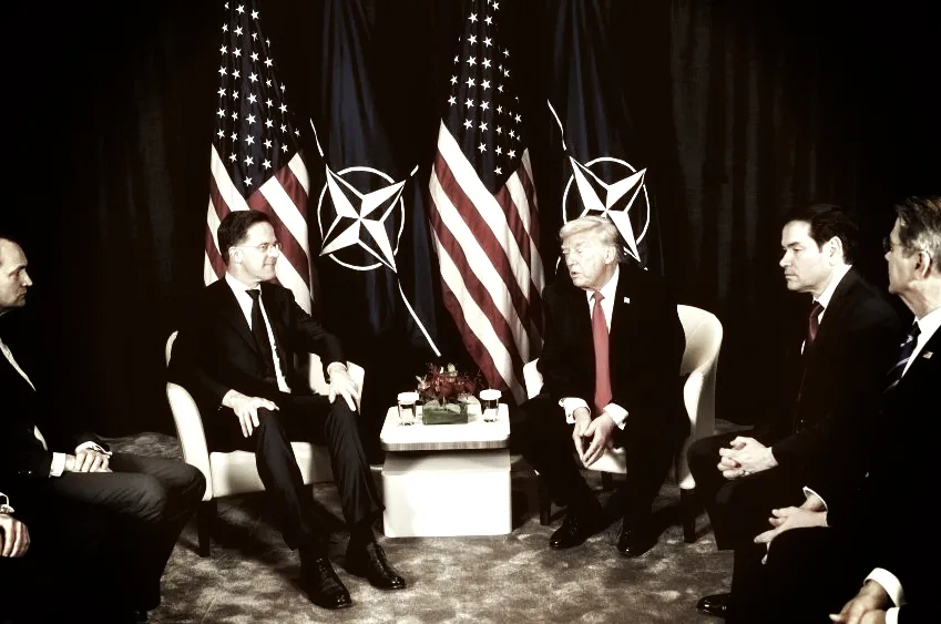 Μοντέλο «Κύπρου» για τη Γροιλανδία προωθεί ο Τραμπ – Από τις απειλές σε προσχέδιο συμφωνίας με βάσεις και εξορύξεις