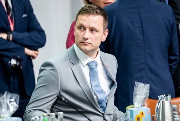 «Φτάνει τώρα!»: Η Γροιλανδία απαντά στις πιέσεις Τραμπ