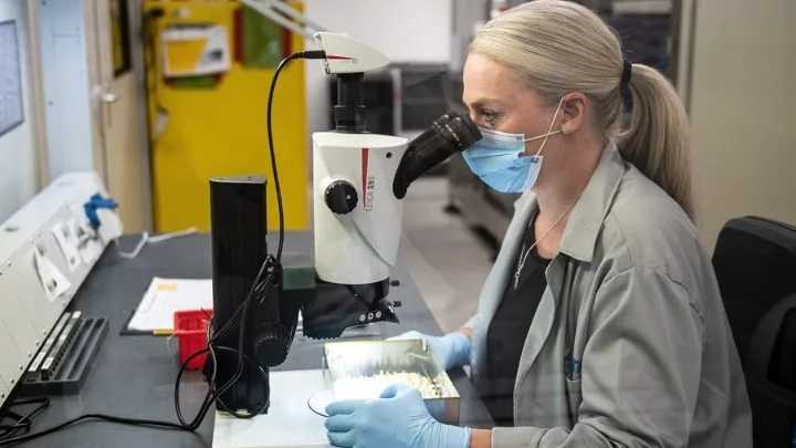 Πώς μεταδίδεται η γρίπη;