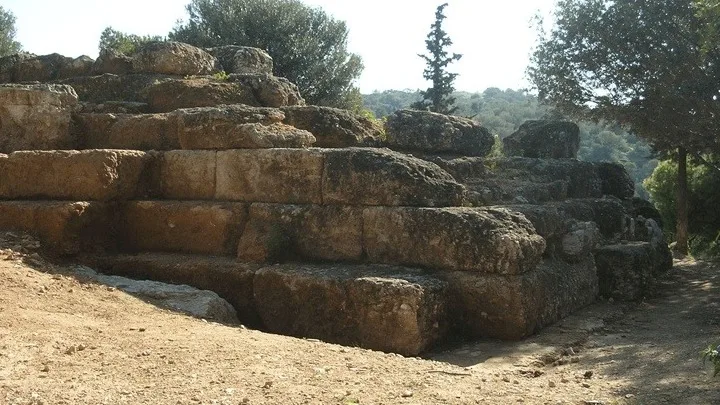 Ανάδειξη του Διατειχίσματος στον αρχαιολογικό χώρο των Δυτικών Λόφων της Ακρόπολης