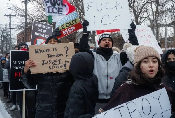 Νέες διαδηλώσεις στη Μινεάπολη και άλλες πόλεις μετά τη δολοφονία της Ρενέ&hellip;