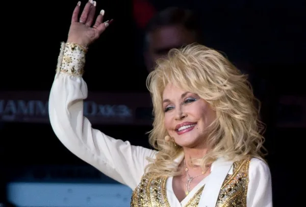 «Ημέρα Ντόλι Πάρτον» στο Τενεσί προς τιμήν των 80ων γενεθλίων της