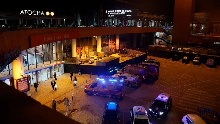 Τραγωδία στην Ισπανία: 39 οι νεκροί από τη σύγκρουση δύο τρένων υψηλής ταχύτητας