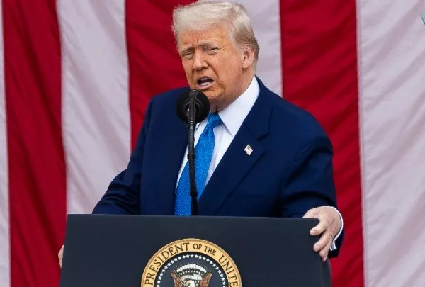 Κρίσιμες ώρες: ΗΠΑ και Ιράν στα πρόθυρα άμεσης στρατιωτικής σύγκρουσης