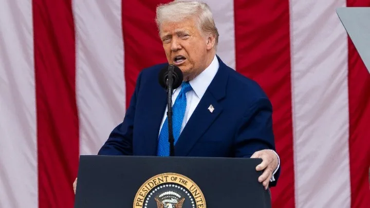 Μεγάλη αρμάδα κατευθύνεται προς το Ιράν