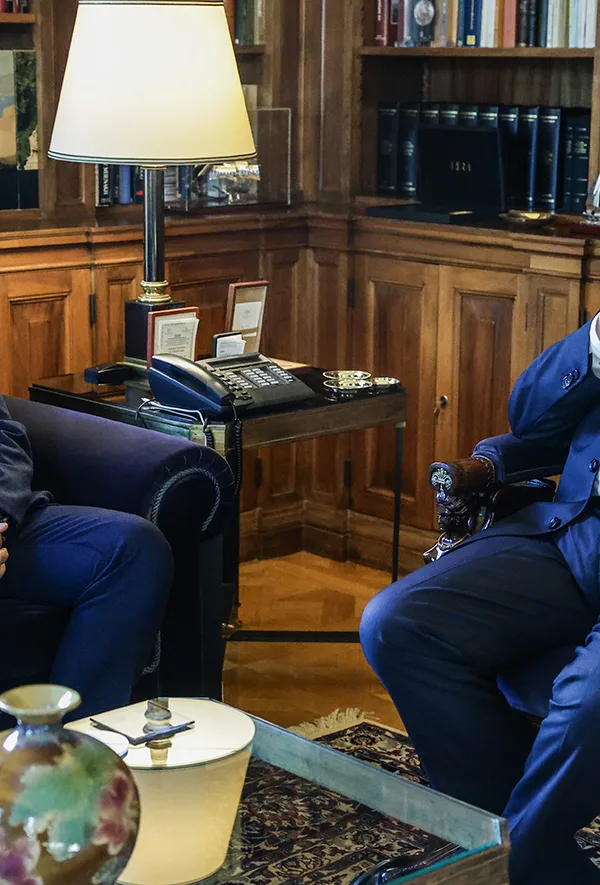 Κάνει …ρεπορτάζ ο Πρόεδρος της Δημοκρατίας;