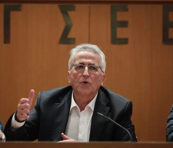 Παναγόπουλος: Αντεπίθεση με αιχμές κατά Ανδρουλάκη με φόντο εσωκομματική ρήξη στο ΠΑΣΟΚ