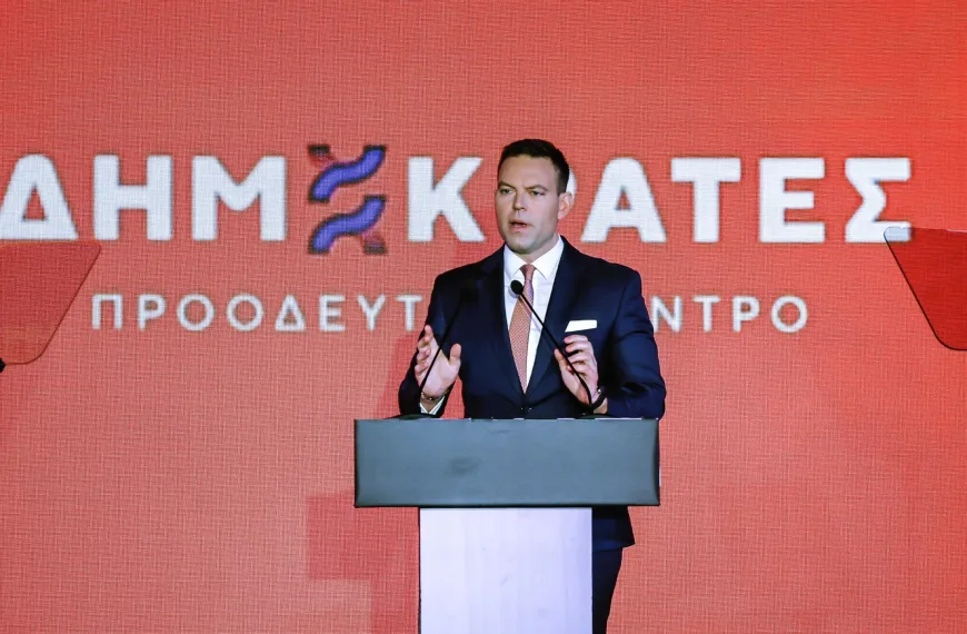 Η Fan democracy του Κασσελάκη και η χυδαία επίθεση των τρολς στη Μέλπω Λεκατσά