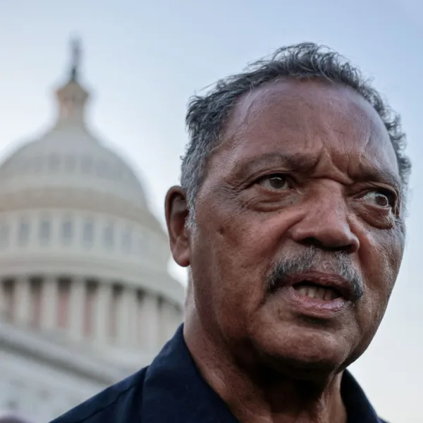 Πέθανε ο Τζέσε Τζάκσον: Ο εμβληματικός αγωνιστής των πολιτικών δικαιωμάτων&hellip;