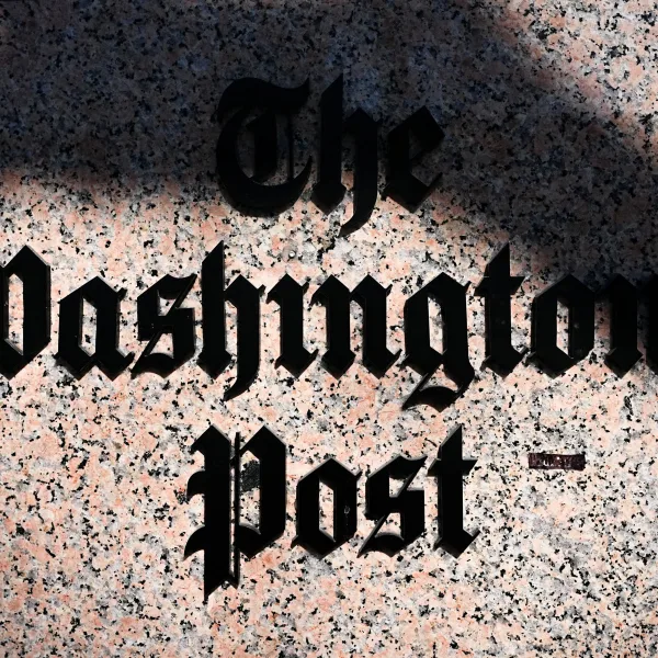 Μαζικές απολύσεις στην Washington Post: Κλείνουν γραφεία&hellip;