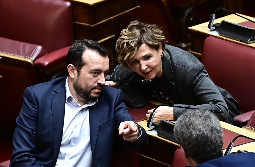 Υποκλοπές: Γιατί ο Ανδρουλάκης “χρωστά” στην Γεροβασίλη- Τι κρύβουν τα “καρφιά” Παππά για Τσίπρα