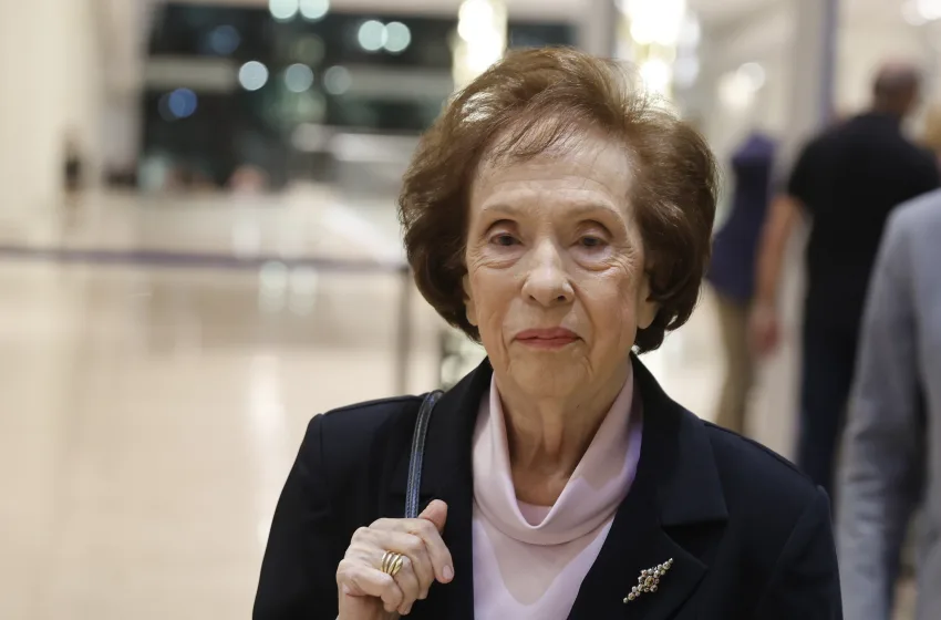 Άννα Ψαρούδα-Μπενάκη: Έφυγε μια θεσμική πρωταγωνίστρια της Μεταπολίτευσης