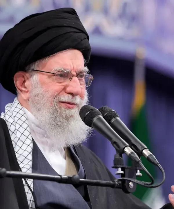 Κλιμάκωση χωρίς επιστροφή στη Μέση Ανατολή – Νετανιάχου μιλά για «αποκεφαλισμό» του καθεστώτος Χαμενεΐ