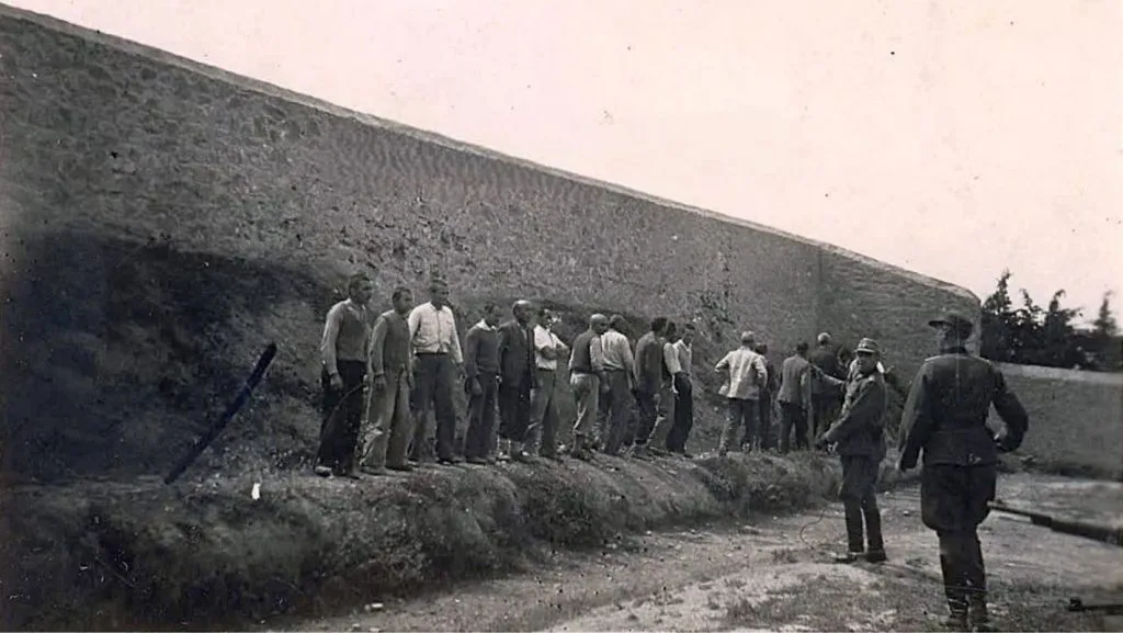 Καισαριανή 1944: Κρατική πρωτοβουλία για την απόκτηση των φωτογραφιών της εκτέλεσης των 200