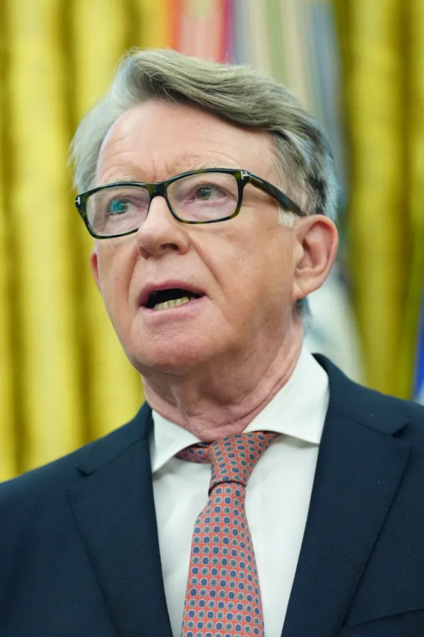 Σύλληψη Πίτερ Μάντελσον στο Λονδίνο: Ποινική έρευνα για ανάρμοστη συμπεριφορά σε δημόσιο αξίωμα