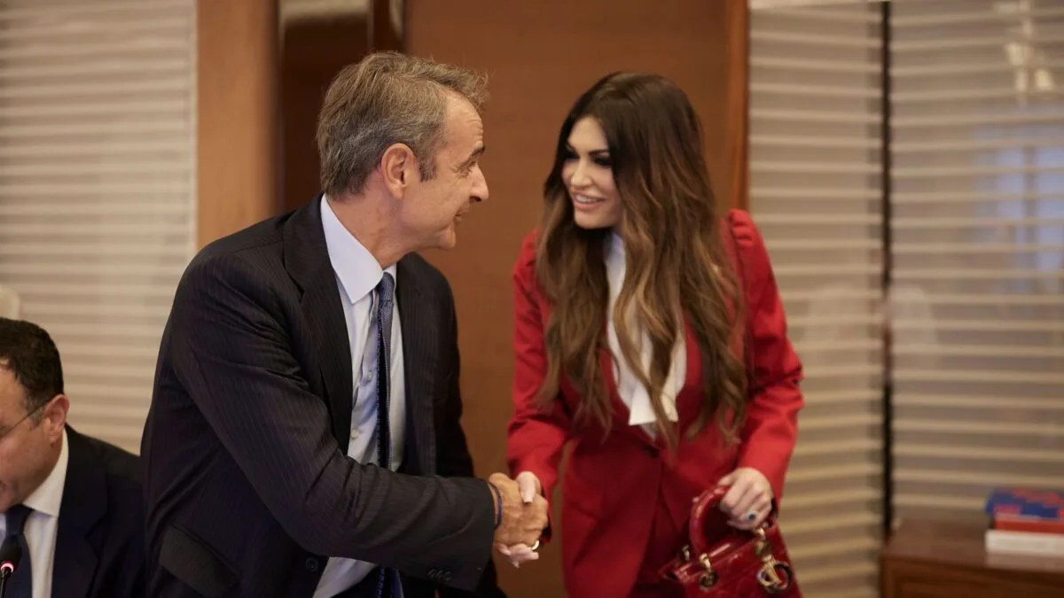 Κίμπερλι Γκιλφόϊλ στο Breibart: Η “πάντα ανοιχτή” πόρτα του πρωθυπουργού και οι υπουργοί που απαντούν αμέσως στο τηλέφωνο