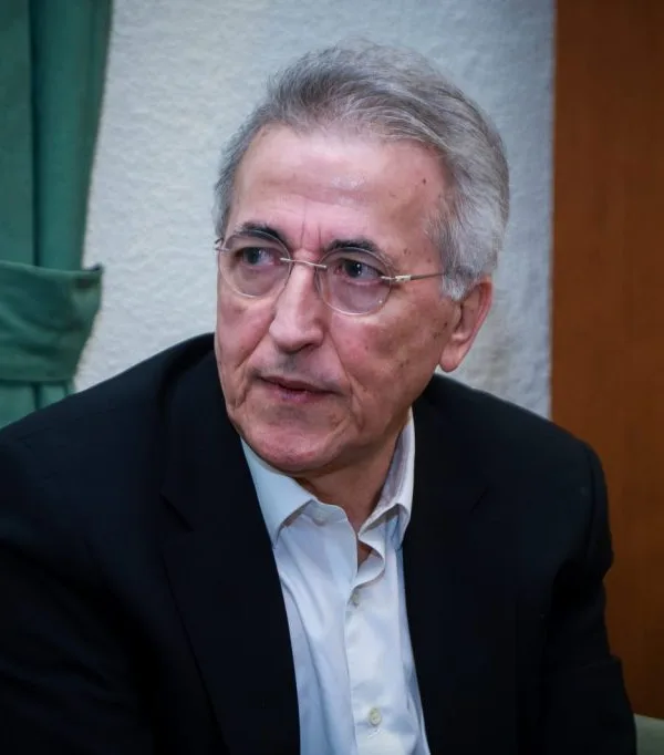 Πού οφείλονται οι “χαμηλές πτήσεις” (αντίδρασης) του ΠΑΣΟΚ για Παναγόπουλο και η (σχετική) αμηχανία της Ν.Δ- Φοβάται ο Γιάννης το θεριό και τούμπαλιν…