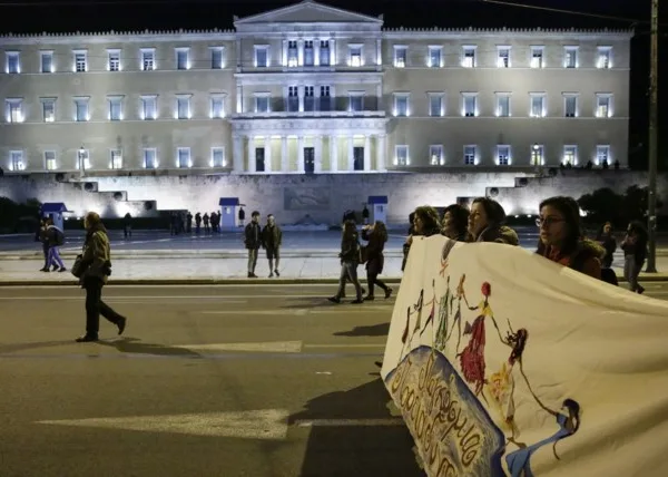 Διαμαρτυρία γυναικείων οργανώσεων για τον Ημιμαραθώνιο στις 8&hellip;
