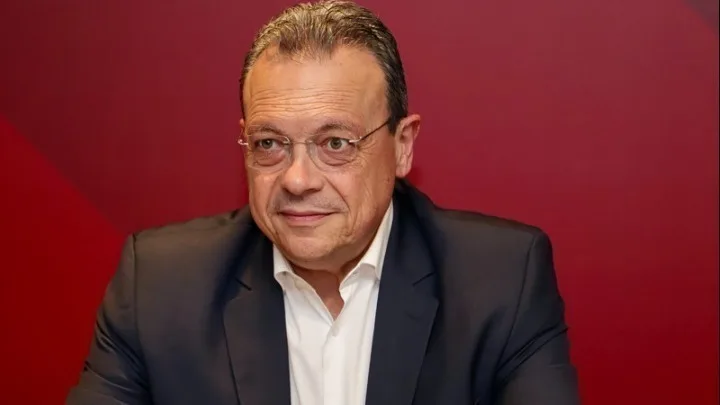 Φάμελλος: «Σκάνδαλο διαχείρισης ευρωπαϊκών πόρων – εμπλοκή πολλών κυβερνητικών προσώπων»