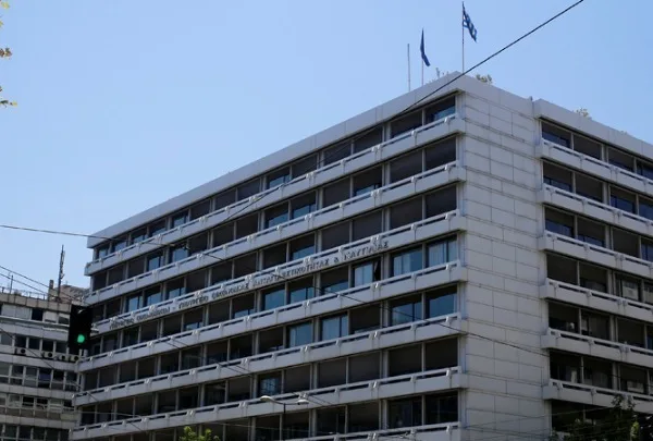 Διευκρινίσεις για τα προγράμματα κατάρτισης από τα υπουργεία Οικονομικών και Εργασίας