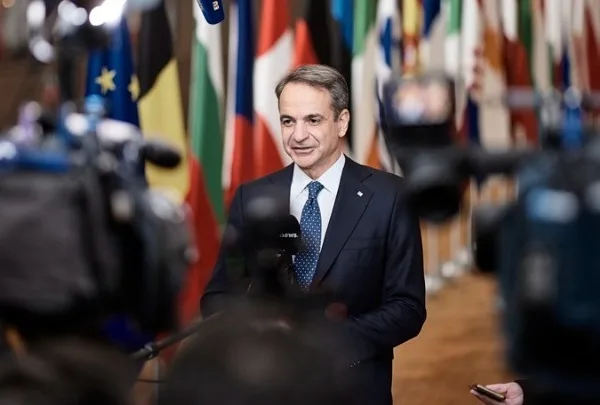 Μητσοτάκης από το Alden Biesen: Ανταγωνιστικότητα με κοινωνικό αποτύπωμα και χαμηλότερες τιμές ενέργειας