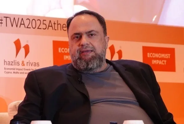 Μήνυμα συσπείρωσης από τον Βαγγέλης Μαρινάκης στο Ρέντη: «Πάνω απ’ όλα ο Ολυμπιακός»